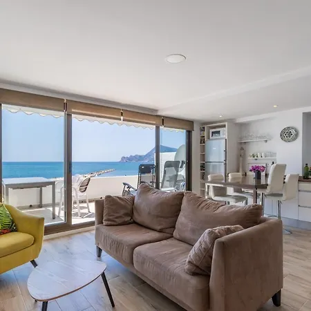 Апартаменты First Line *