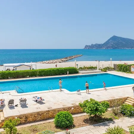 First Line Апартаменты Альтеа