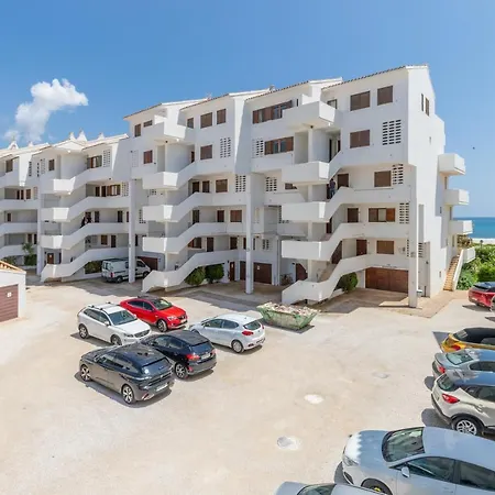 First Line Апартаменты Альтеа